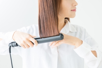 ストレートヘアの作り方